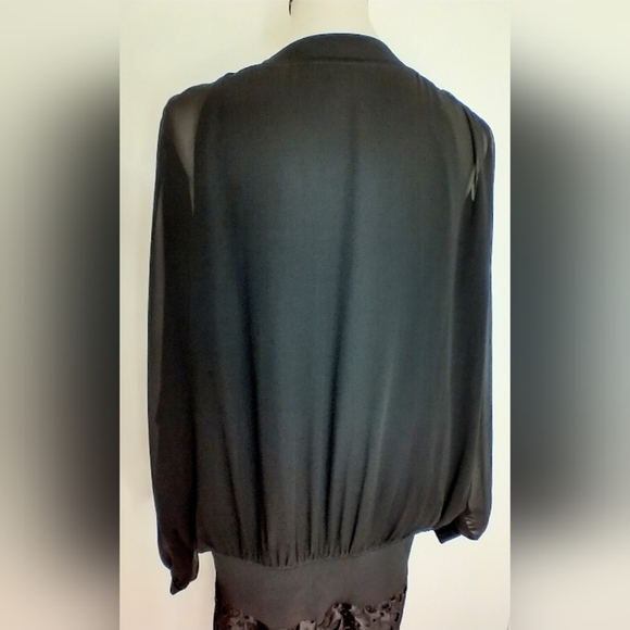 LAFAYETTE 148 SILK CHIFFON BLOUSOM TOP - Picture 4 of 7